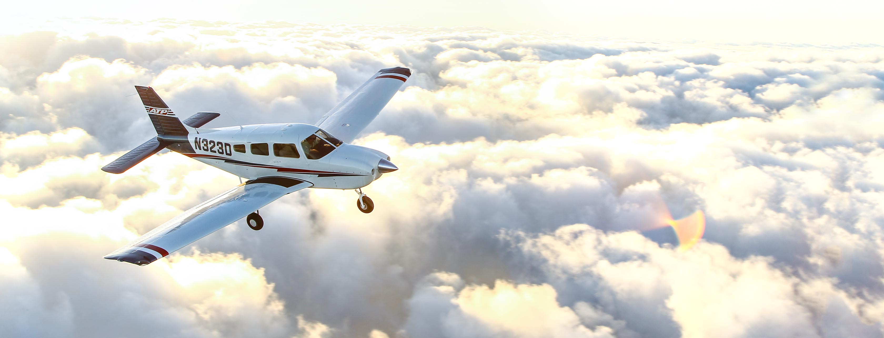 How to Become a Pilot - Learning to fly in the Piper Archer