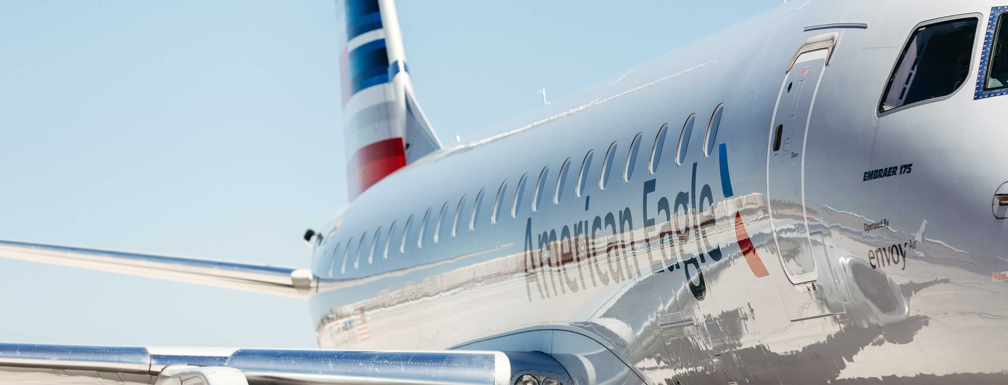 Commerical pilot job requirements to fly an American Eagle ERJ