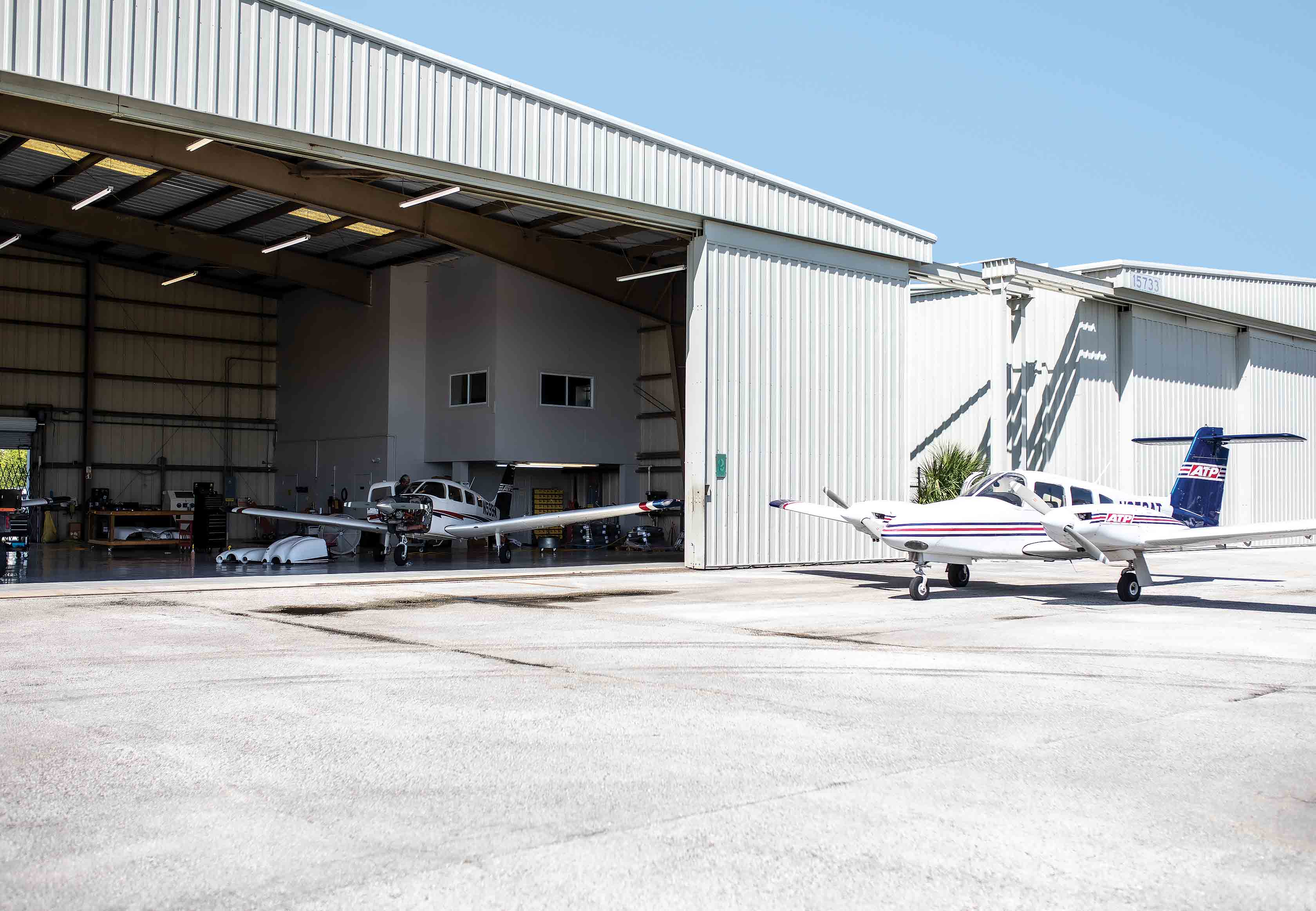 Tampa Florida Flight Training Center at PIE / ATP Flight School