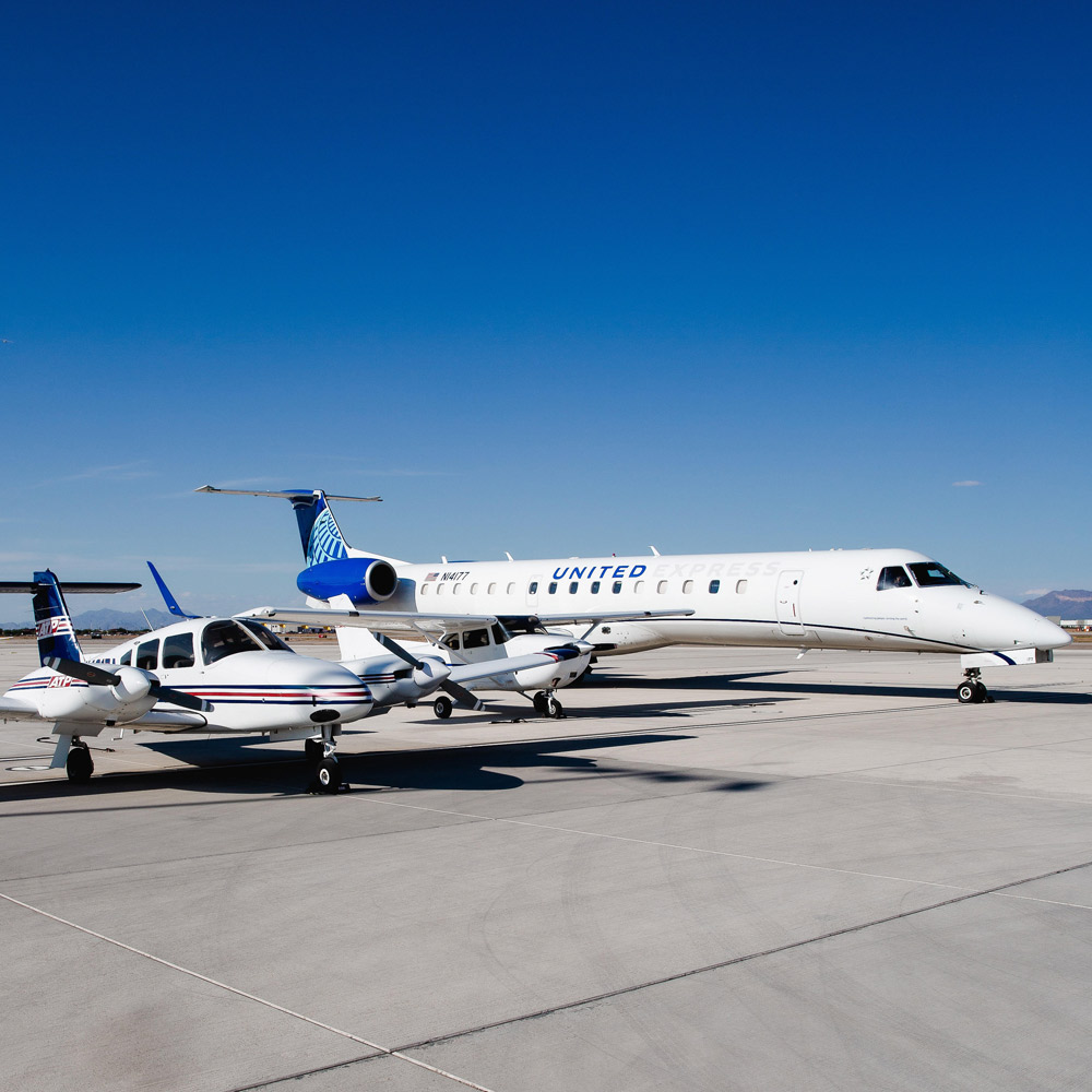 ATP Flight School and United Airlines Celebrate 300 Pilot Milestone